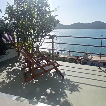 Apartment Horizon